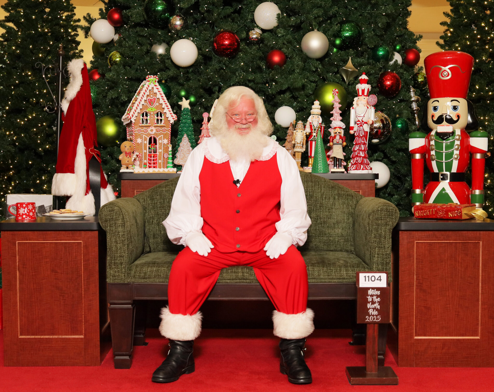 Santa at Phipps - Bigshot